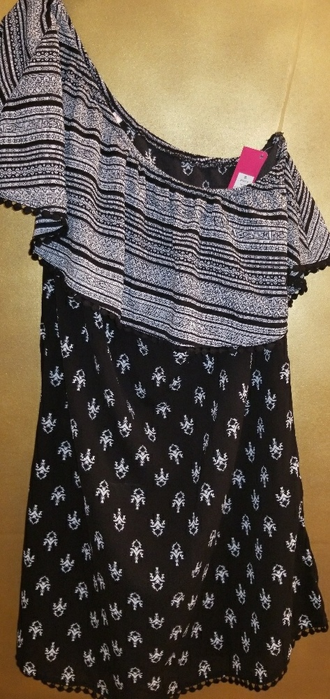 One sleeve top